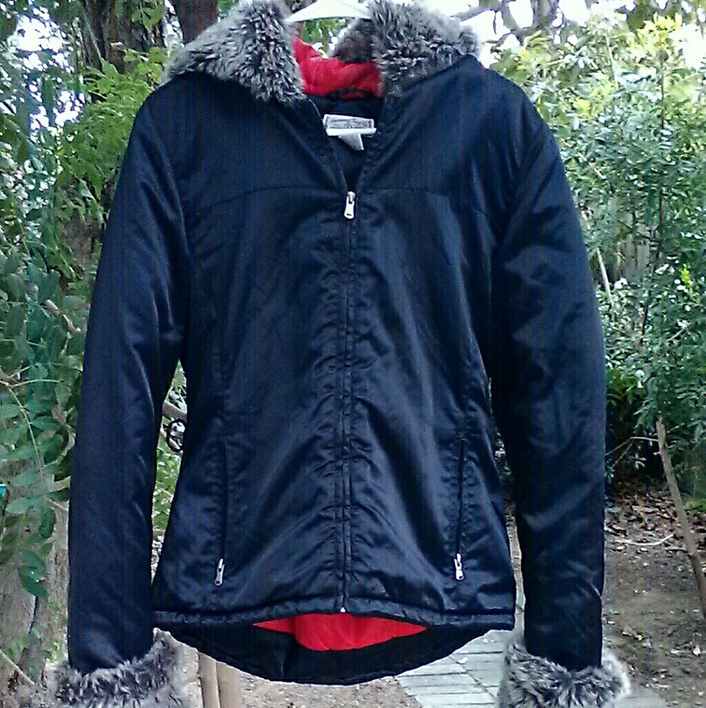 *SALE* American Rag Cie coat w/plush faux fur
